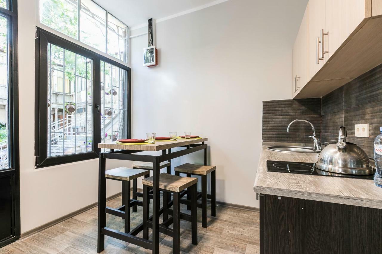 Tbilisisi Apartman Kültér fotó
